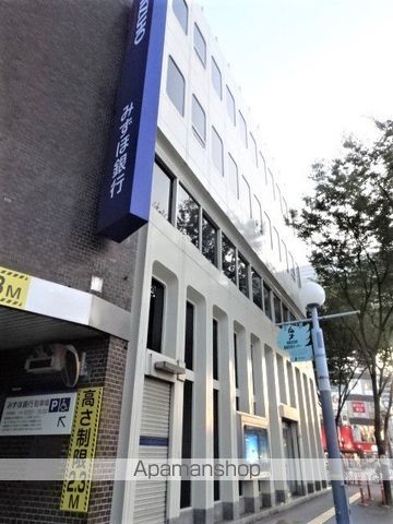 銀行　（株）みずほ銀行／西野田支店（銀行）まで240m