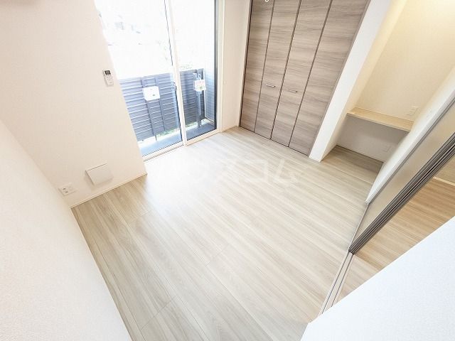 セレスティア西亀有の玄関写真