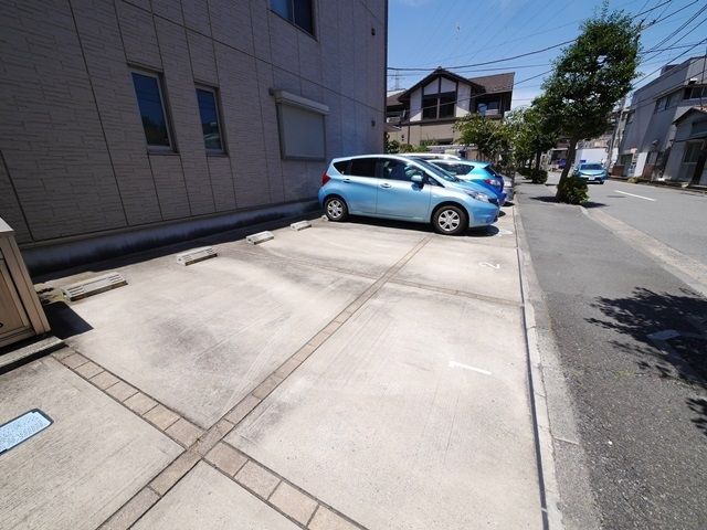 駐車場　★敷地内駐車場★