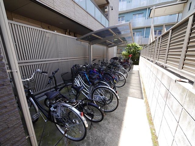 その他共有部分　★屋根付き駐輪場★