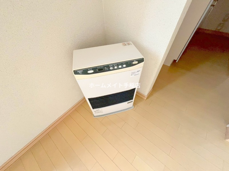 その他設備　灯油ストーブ付きです！