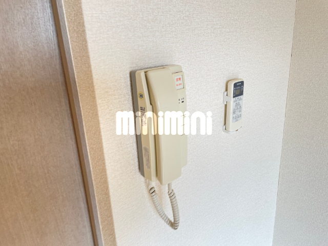 セキュリティ　インターホン付きです。