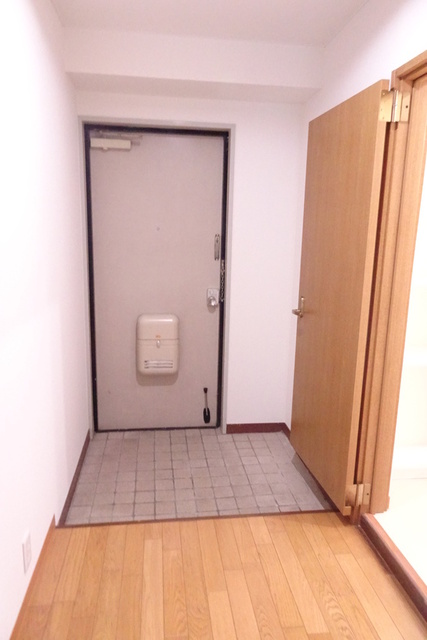玄関　※前回募集時の写真です