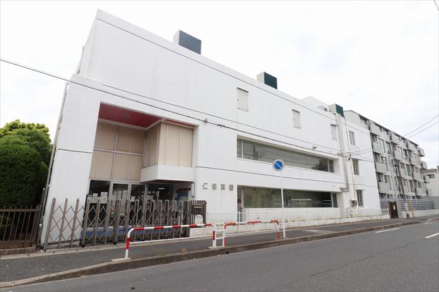 幼稚園・保育園　仁保育園（幼稚園・保育園）まで214m