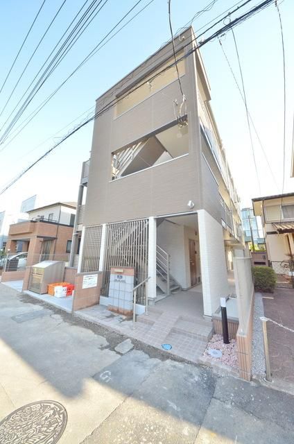建物外観　陽当たり良好なお部屋です♪