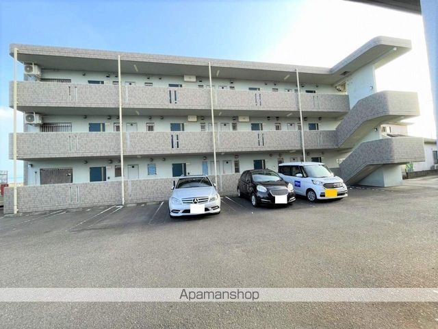 レザンス波島の外観写真