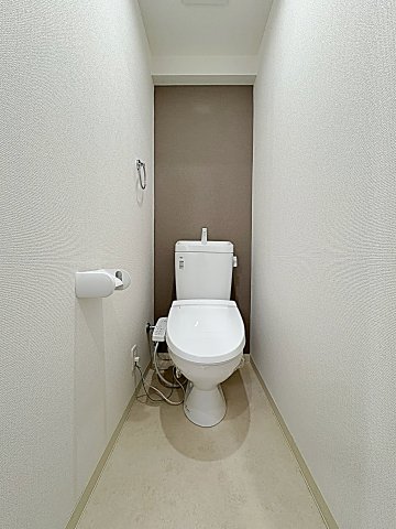 トイレ　同間取り別部屋画像