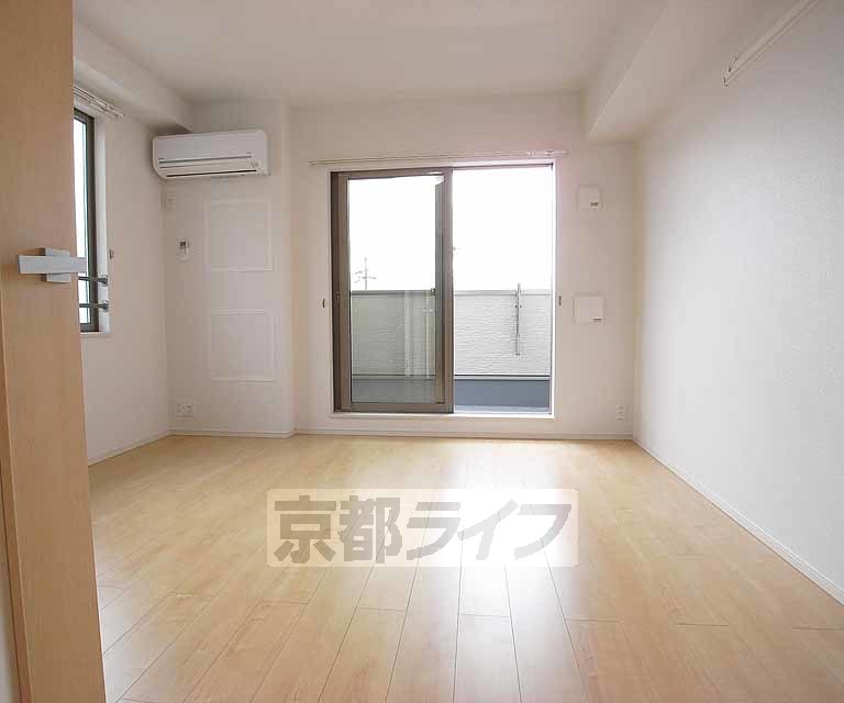 居室・リビング　広いお部屋です。