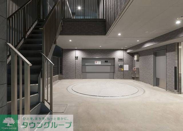 駐車場　敷地内駐車場あり（要確認）