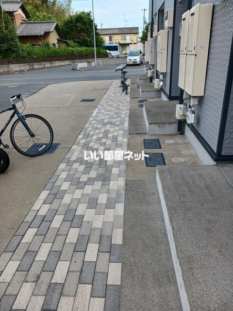 埼玉新都市交通伊奈線 伊奈中央駅 徒歩24分 2階建 築16年の外観写真