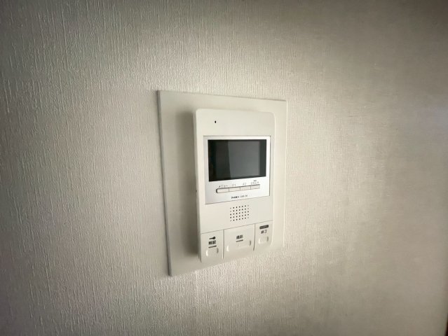 セキュリティ　退去前のため、別部屋のお写真です。