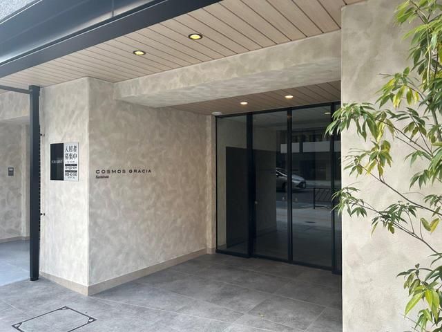 エントランス　清潔なエントランスです