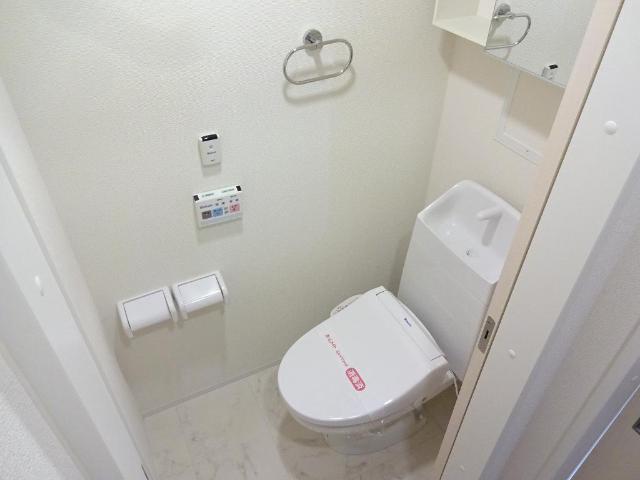 トイレ　シャワー付トイレ（イメージ）
