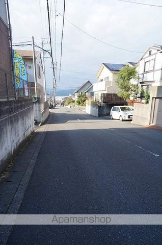 その他　周辺道路（その他）まで2m