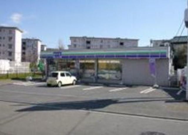 コンビニ　スリーエフ藤沢東大庭店（コンビニ）まで1603m