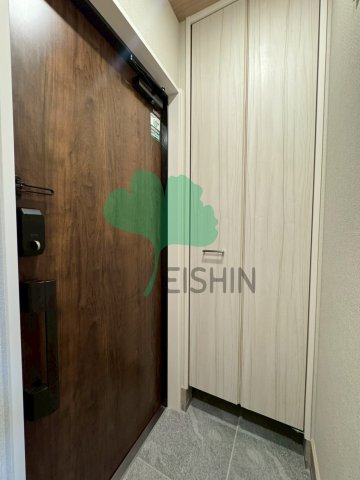 玄関　下駄箱もしっかりついてます！