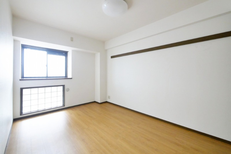 その他部屋・スペース　こちら寝室にいかがでしょうか。