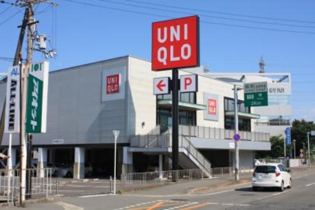 ショッピングセンター　ユニクロ泉北店（ショッピングセンター）まで402m