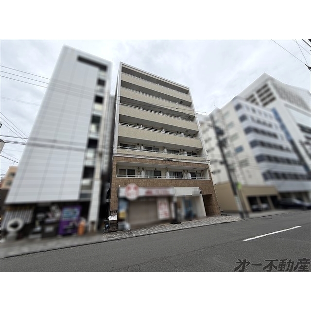 エントランス　建物外観
