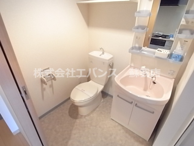 洗面設備　使いやすい洗面所です