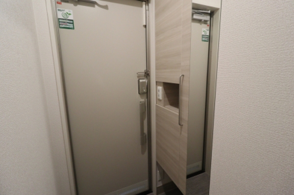 Rave wel田宮の玄関写真