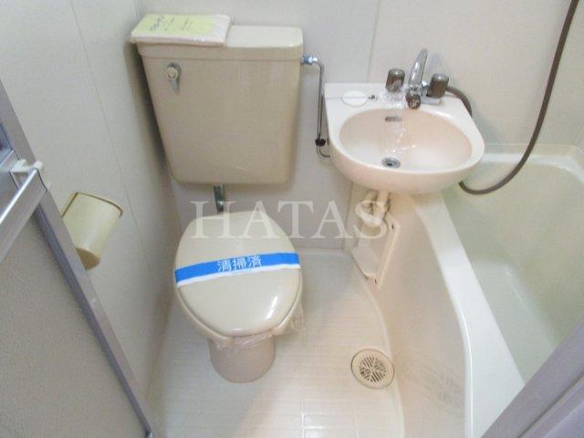 トイレ　同物件別部屋です。