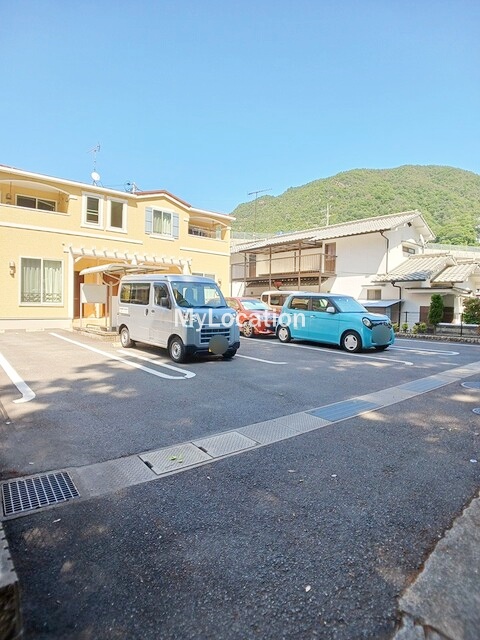 駐車場　☆敷地内に駐車場があります☆