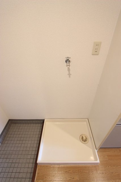 その他　写真は別号室のものです。