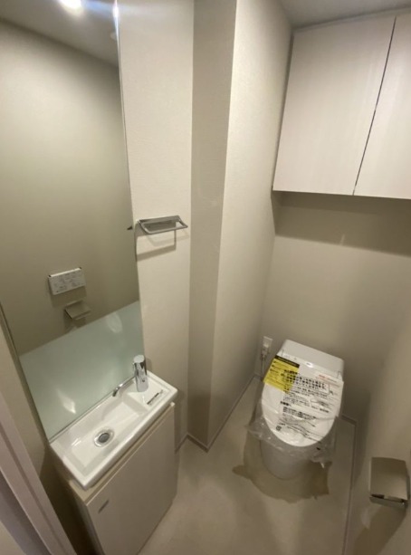 トイレ　※別部屋の参考写真です。