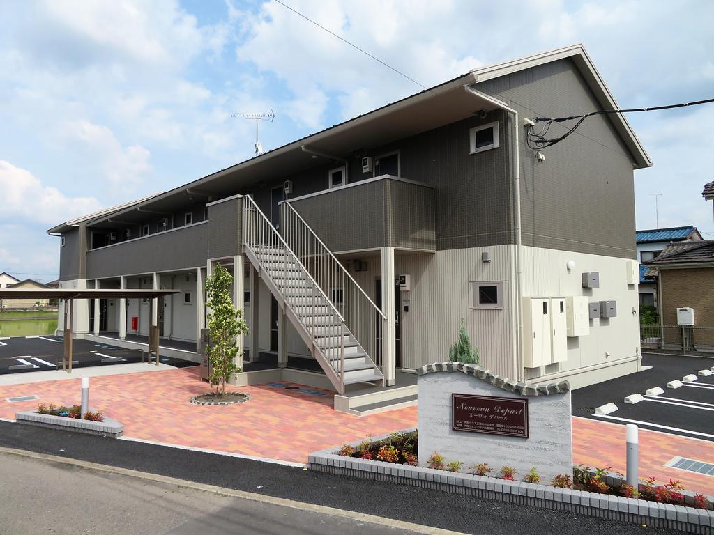 建物外観　徒歩でスーパーに行けて便利です！