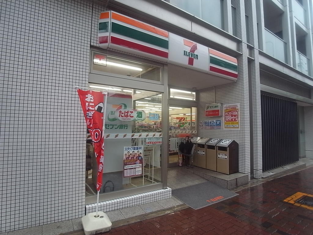 コンビニ　セブンイレブン名古屋東別院駅前店 (コンビニ)（コンビニ）まで38m
