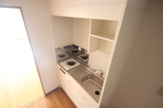 キッチン　※別の部屋の写真です