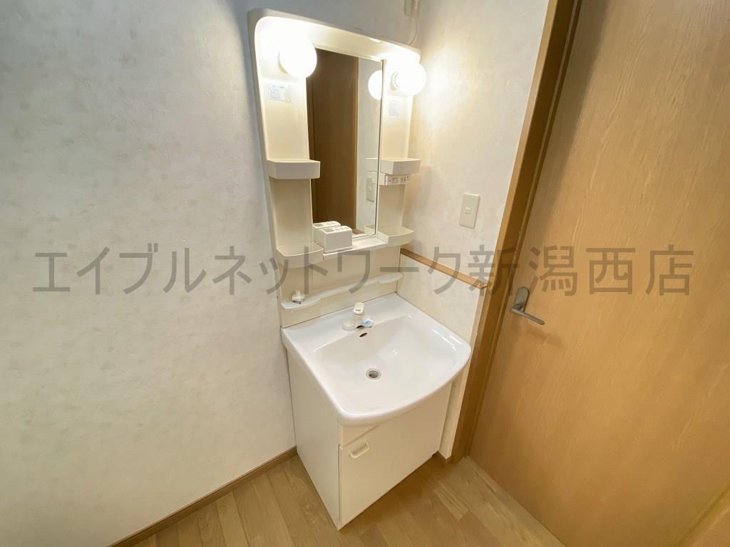 洗面設備　参考写真