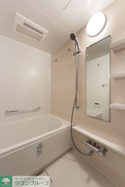 バス・シャワールーム　※写真は同タイプ住戸です。