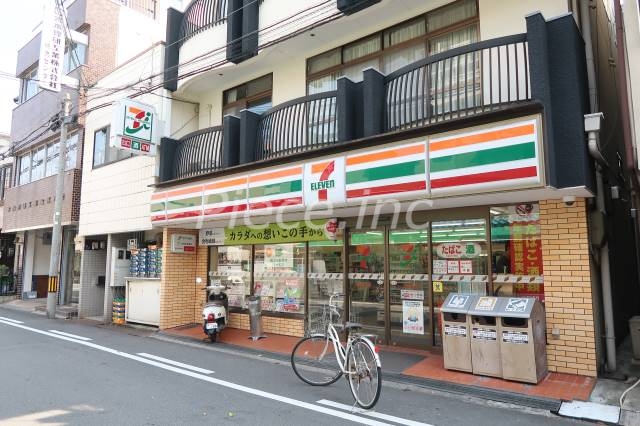 コンビニ　セブンイレブン大阪高殿2丁目店（コンビニ）まで218m