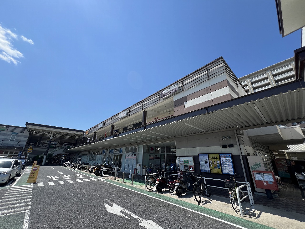 ショッピングセンター　イオンタウン豊中緑丘（ショッピングセンター）まで1007m