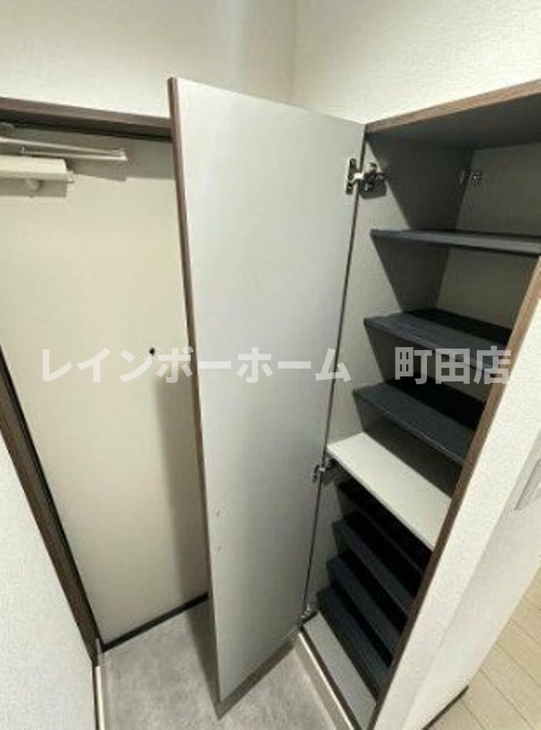 玄関　※同施工参考画像