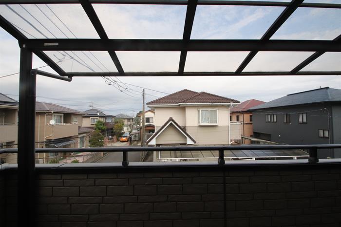 その他　屋根付きバルコニー