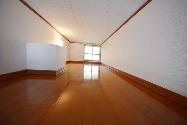 その他部屋・スペース　★奥行きのあるロフトです★