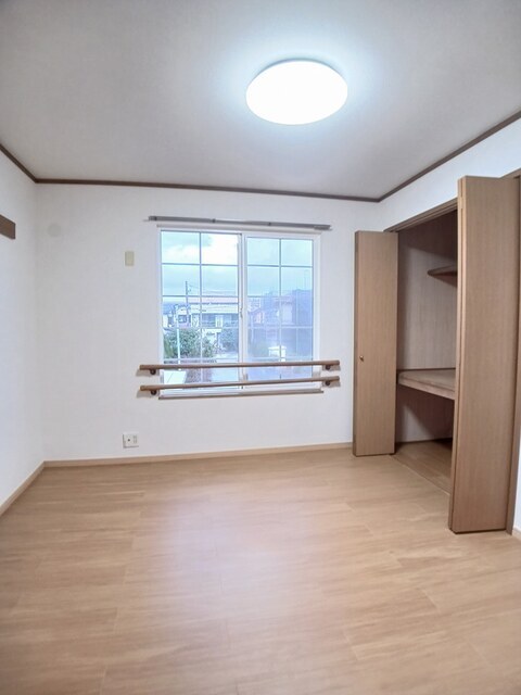 その他部屋・スペース　洋室６．８帖