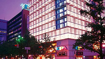 ショッピングセンター　心斎橋オーパ（ショッピングセンター）まで1094m