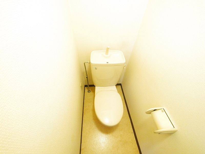 トイレ　落ち着いたトイレです