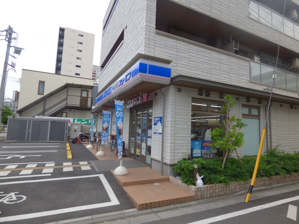 コンビニ　ローソン・スリーエフ 川口飯塚三丁目店（コンビニ）まで289m