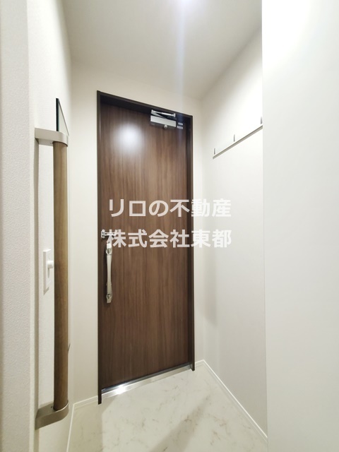 玄関　玄関はダブルロック仕様で安心です♪