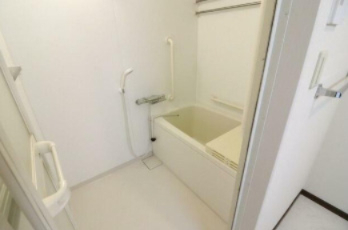 バス・シャワールーム　別部屋参考写真