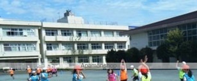 小学校　伊勢原市立比々多小学校（小学校）まで506m