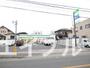 コンビニ　ファミリーマート福岡南片江三丁目店（コンビニ）まで584m
