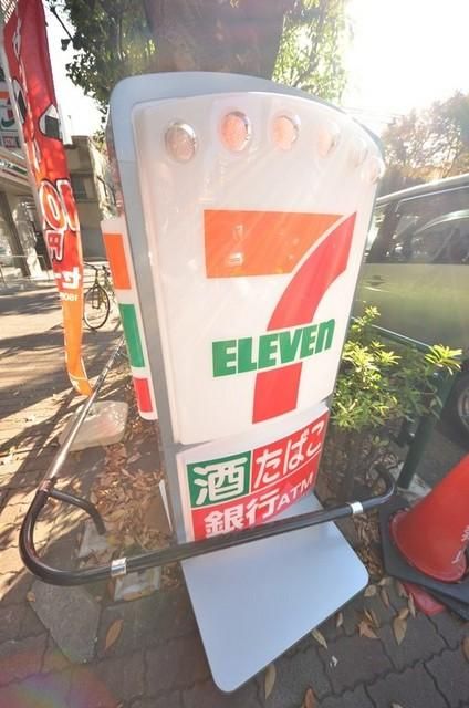 コンビニ　セブンイレブン（コンビニ）まで154m