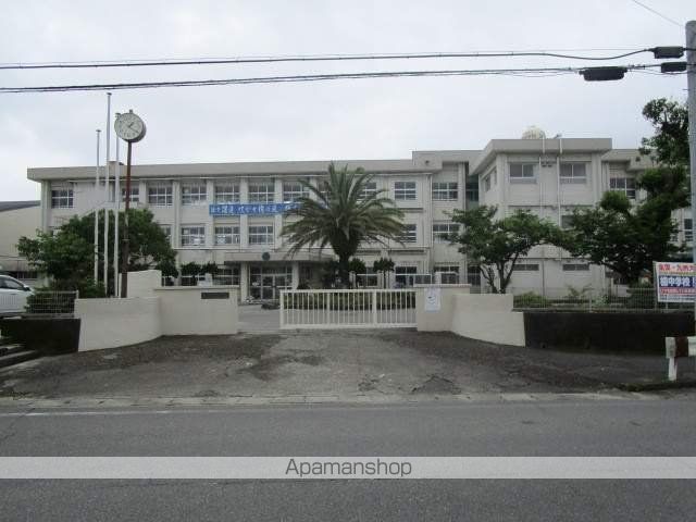 中学校　檍中学校（中学校）まで653m