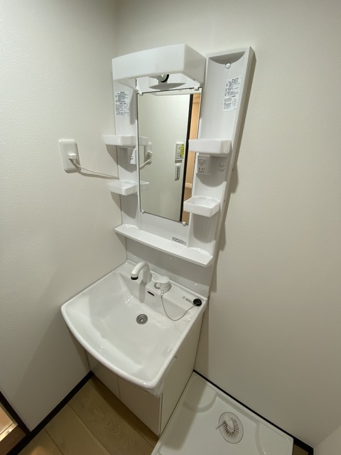 洗面設備　忙しい朝に嬉しい洗面台ですね。